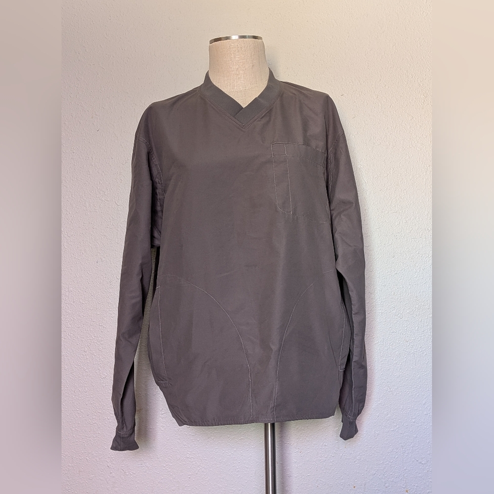 Duluth Trading Co Gray Crewneck Shirt with Logo Tag